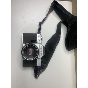 Topcon Uni 35mm Film SLR 35mm Film Camera w/ UV Topcor 53mm f2 lens‎